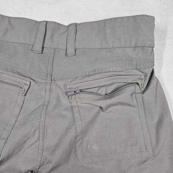Huk Shorts Men Medium Next Level Fishing Performance Outdoor Hiking Stretch Gray - Picture 8 of 13